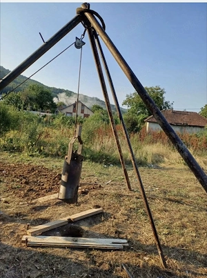 Foraje puțuri apă Profesionalism și Calitate! Descriere: Ai nevoie de un puț pentru apă curată și si