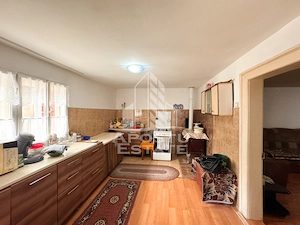 Casa batraneasca renovata, iesire la rau, in Toplita, Hunedoara - imagine 3
