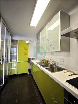Apartament 4 camere, Brasovul Vechi