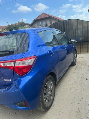 Toyota Yaris hibrid  - imagine 5