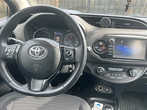 Toyota Yaris hibrid  - imagine 7