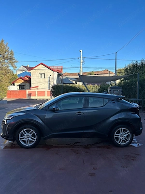 Vand Toyota Ch-r 1.2 2020 - imagine 2