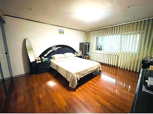 Vânzare 3 Camere 110 mp | Centrală Proprie | 2 min Mall Vitan, 12 min Metrou - imagine 2
