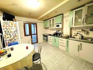 Vânzare 3 Camere 110 mp | Centrală Proprie | 2 min Mall Vitan, 12 min Metrou - imagine 5