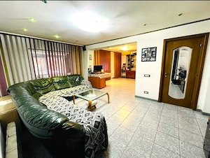 Vânzare 3 Camere 110 mp | Centrală Proprie | 2 min Mall Vitan, 12 min Metrou - imagine 6