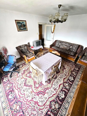 Apartament 2 camere semidecomandat, 54 mp, Micro 16   Str. Universului nr. 8 - imagine 2