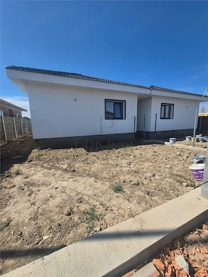 Duplex 4 camere - despartit prin CT - zona foarte buna - asfalt - posibilitate alegere finisaje - imagine 4