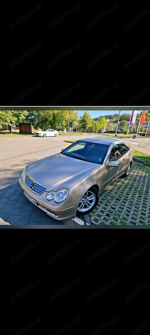 Vând Mercedes C220 