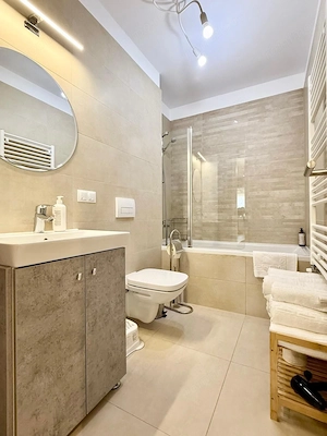 Inchiriez apartament cu 3 camere situat in complexul Coresi Kasper,Brasov - imagine 6