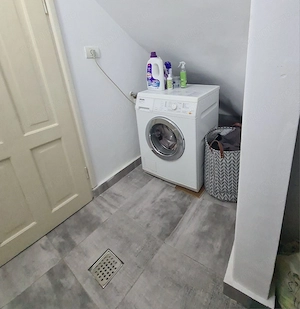 Apartament 2 camere la curte cu parcare interioara - imagine 5