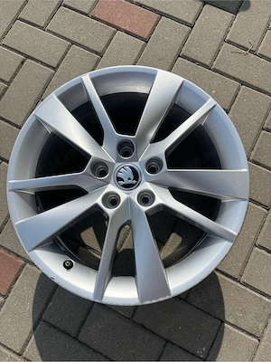 Jante originale Skoda R17 prindere 5x112sunt compatibile SKODA - Volkswagen- SEAT - imagine 2