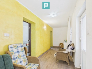 Casă solidă în Curtici cu teren de 1166 mp - imagine 16