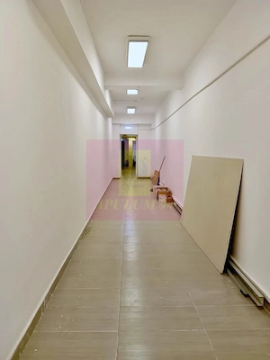 Spațiu Demisol 106 mp | Intrare Separată + Toate Utilitățile Incluse - imagine 2