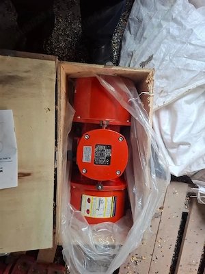 Motor trifazat industrial 3800/15 - imagine 3