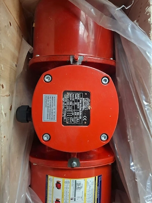 Motor trifazat industrial 3800/15 - imagine 2