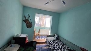 Apartament cu trei camere