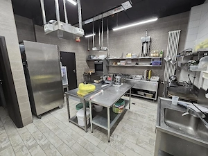  Inchiriez restaurant complet echipat, utilat, Str Rezervelor,MR