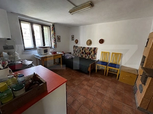 Casa traditionala, teren generos, 1700mp, Rediu - imagine 4