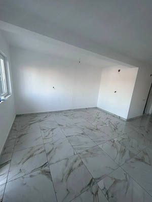 De vânzare casa cu mansarda  - imagine 3
