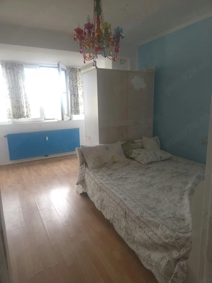 Proprietar Metrou Titan 3 camere Bloc Reabilitat - imagine 3