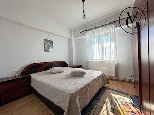 Apartament decomandat 4 camere - Casa de Cultura - termen lung - imagine 4