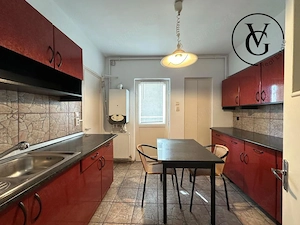 Apartament decomandat 4 camere - Casa de Cultura - termen lung - imagine 11