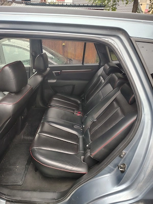 Hyundai Santa Fe , motor 2.2 l , 4x4 - imagine 5
