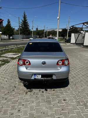 Volkswagen Passat B6 - imagine 5