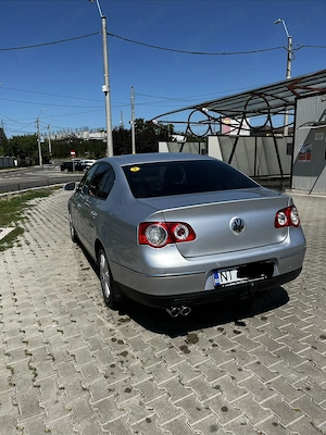 Volkswagen Passat B6 - imagine 4
