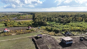 Refugiu la marginea padurii — 2822 mp de liniste in Cocani. - imagine 8
