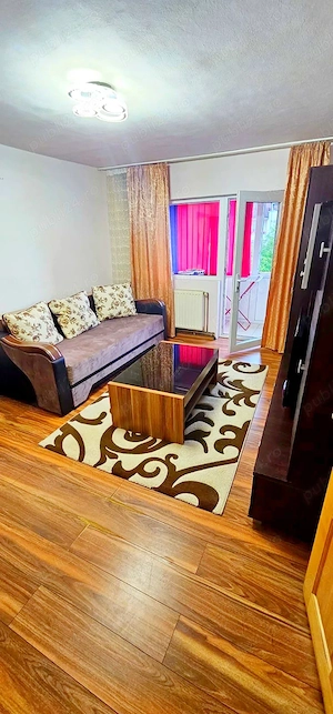 De închiriat: Apartament 2 camere, confort 1   Zona Modern - imagine 15