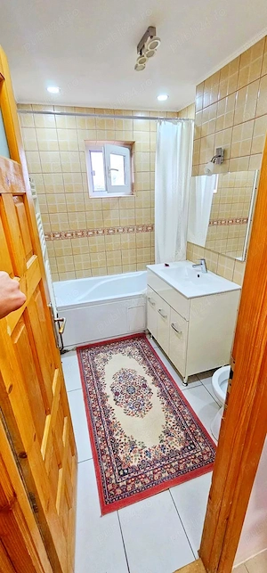 De închiriat: Apartament 2 camere, confort 1   Zona Modern - imagine 12
