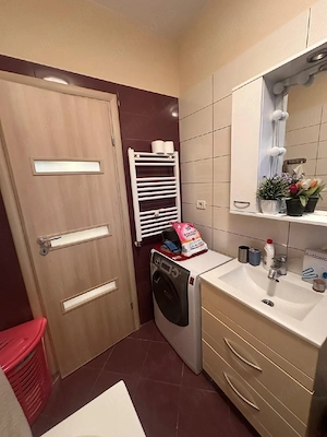 Apartament 3 camere de inchiriat - imagine 3