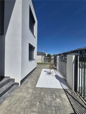 DUPLEX SUPERB - DESPARTIT - ZONA EXCELENTA - imagine 3