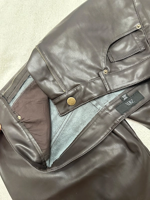 Pantaloni damă Zara din piele ecologică maro ciocolatiu, talie înaltă, croială wide-leg   dreaptă