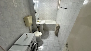 Apartament 4 camere decomandate Vasile Aaron - imagine 9