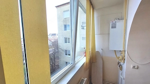 Apartament 3 camere decomandate zona Terezian - imagine 12