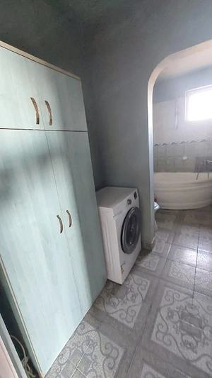 Apartament 3 camere decomandate zona Terezian - imagine 11