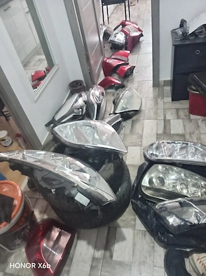Vând faruri și stopuri auto Renault, Ford,Volkswagen, Citroen,Dacia, PeugeotOpel Vectra. etc.. - imagine 5
