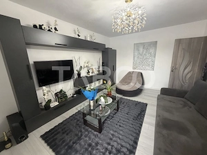 Apartament decomandat 2 camere mobilat si utilat etaj 3 boxa la subsol - imagine 2