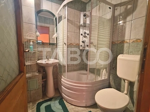 Apartament 4 camere 2 bai 2 balcoane -pivnita - etaj 1 - zona Turnisor - imagine 9