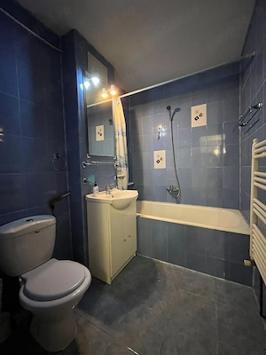 Ap.4 camere-deosebit, 2 băi, 2 balcoane mari, et.1,zona liniștită, cu  acces la școli,magazine - imagine 8