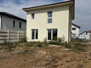 Casa P + Et cu teren 400 mp Strada 6 vânători  - imagine 2