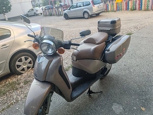 Motocicleta Aprilia Scarabeo