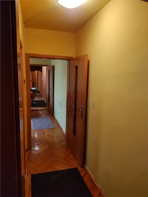 Apartament 3 camere | 55 mp | Central #259; proprie | Zona Cet #259; #539;ii - imagine 5