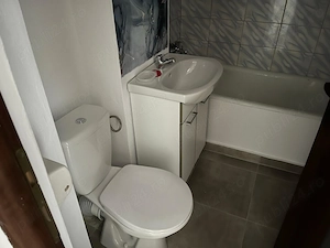 Închiriez garsoniera zona Sens - imagine 4
