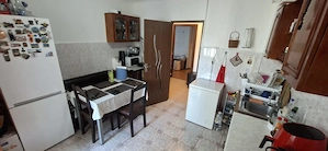 22 Decembrie - 3 camere decomandat  3 balcoane  2 bai  78 mp  etajul 3 - imagine 8