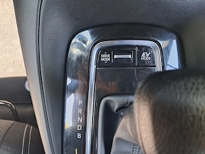 Vand Toyota Corola 1.8 Hibrid combi 2026 - imagine 9