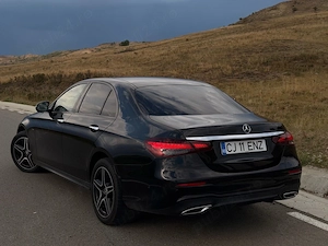 Mercedes-Benz E Class E300de Plug-In Hybrid W213 Facelift 9G-Tronic | Pachet AMG | Multibeam LED - imagine 4