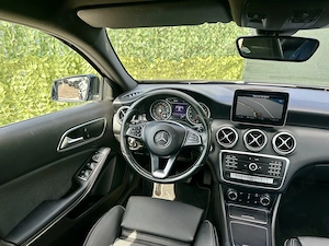 Mercedes A-Klasse 2018 Pachet AMG Rate Garantie - imagine 9